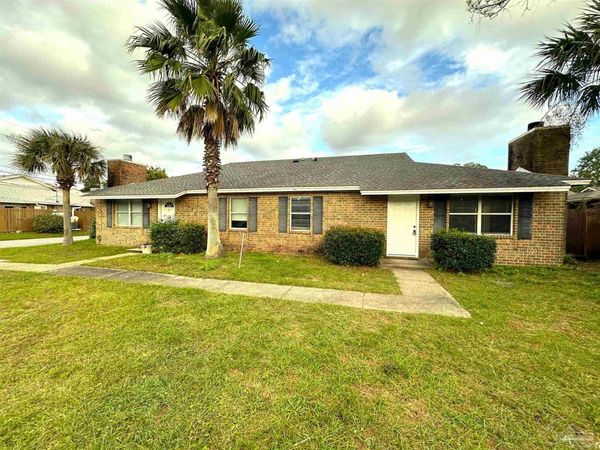 676 S 72nd Ave, Unit B, Pensacola, FL 32506