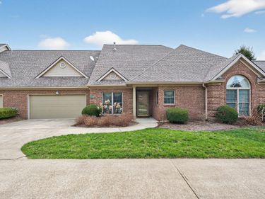 1429 Pine Needles Lane, Unit 403, Lexington, KY 40513
