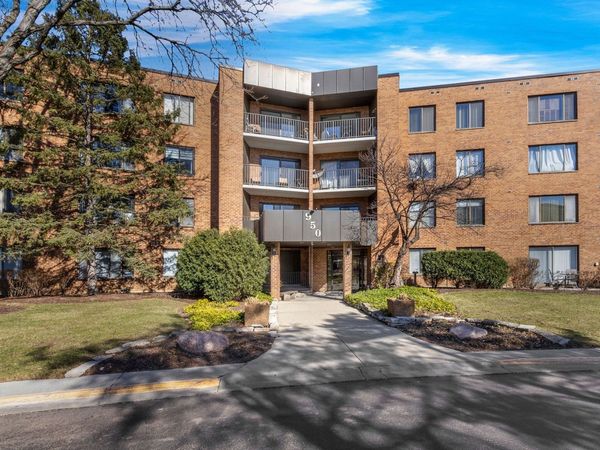 950 E Wilmette Road , Unit 330, Palatine, IL 60074