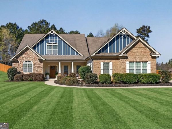 137 Caraway Road, Locust Grove, GA 30248