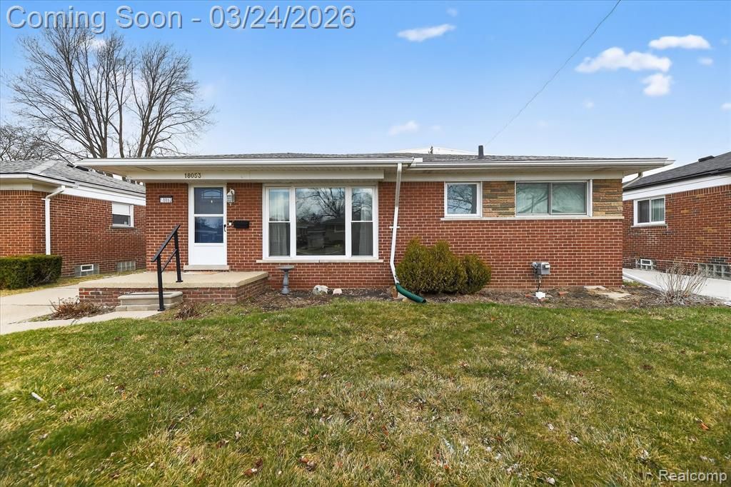 18053 Airport Road, Fraser, MI 48026 Main Photo