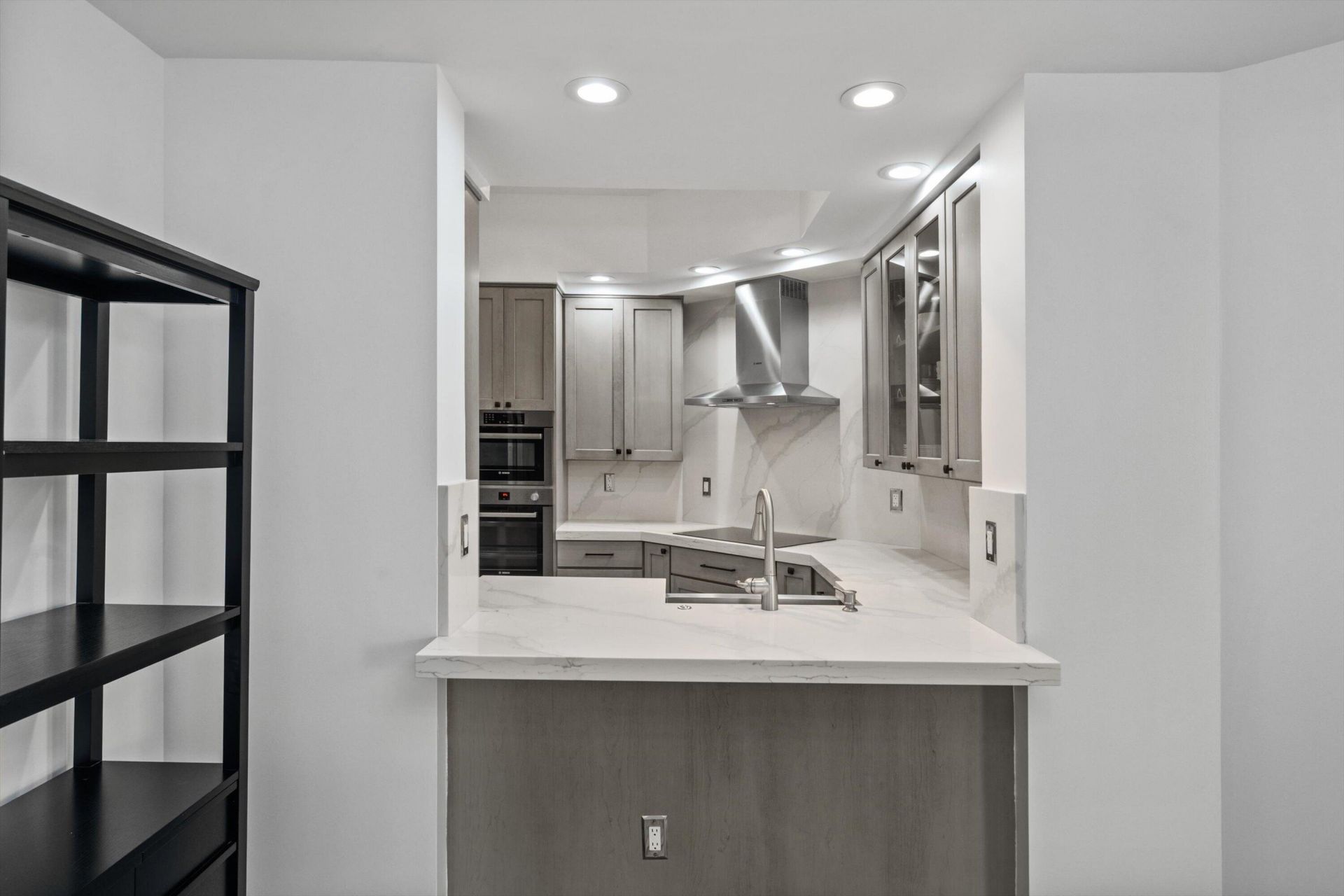 801 S Olive Avenue, Unit 615, West Palm Beach, FL 33401 Photo