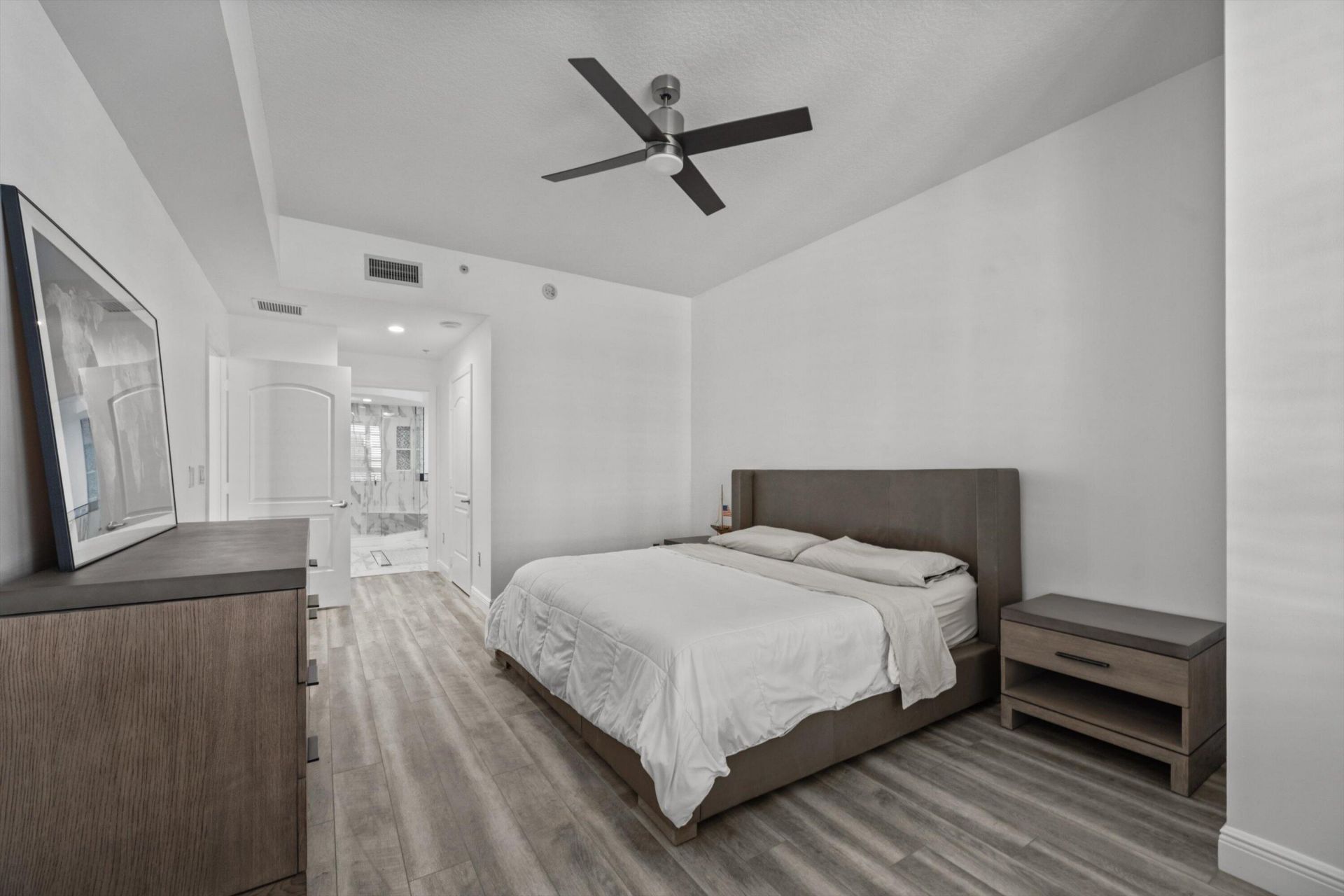 801 S Olive Avenue, Unit 615, West Palm Beach, FL 33401 Photo