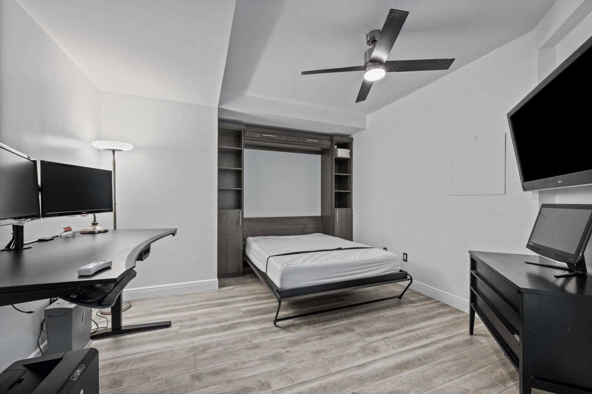 801 S Olive Avenue, Unit 615, West Palm Beach, FL 33401 Photo