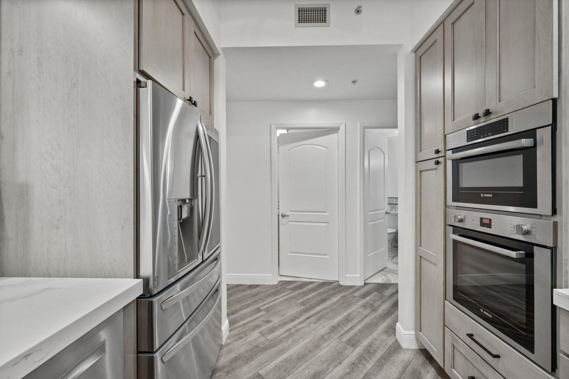 801 S Olive Avenue, Unit 615, West Palm Beach, FL 33401 Photo