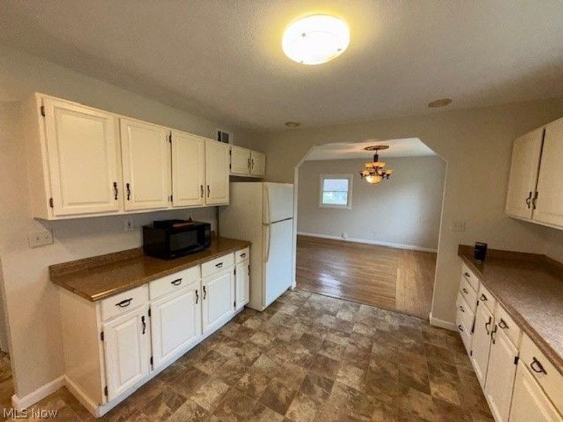 334 W Park Boulevard, Medina, OH 44256 Photo 8