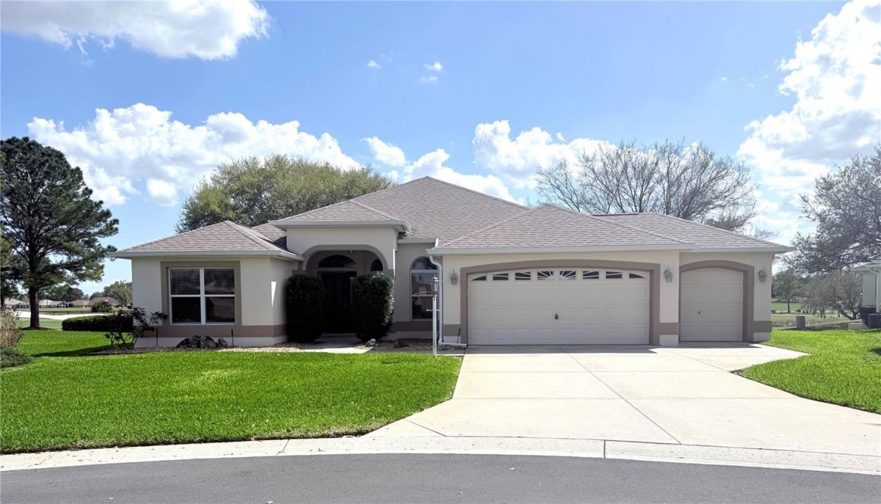 16913 SE 88th Trumbull Terrace, The Villages, FL 32162 Main Photo