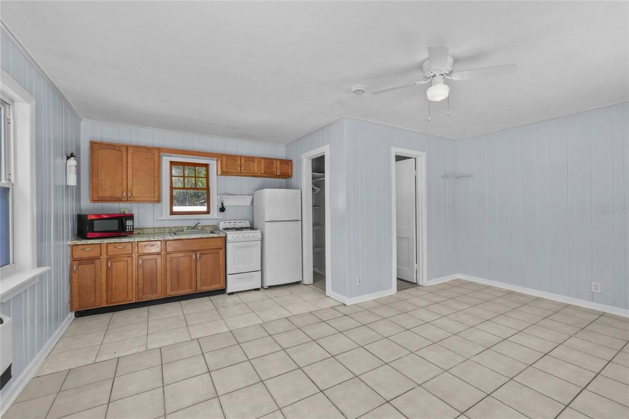 614 Beverly Avenue , Largo, FL 33770 Photo