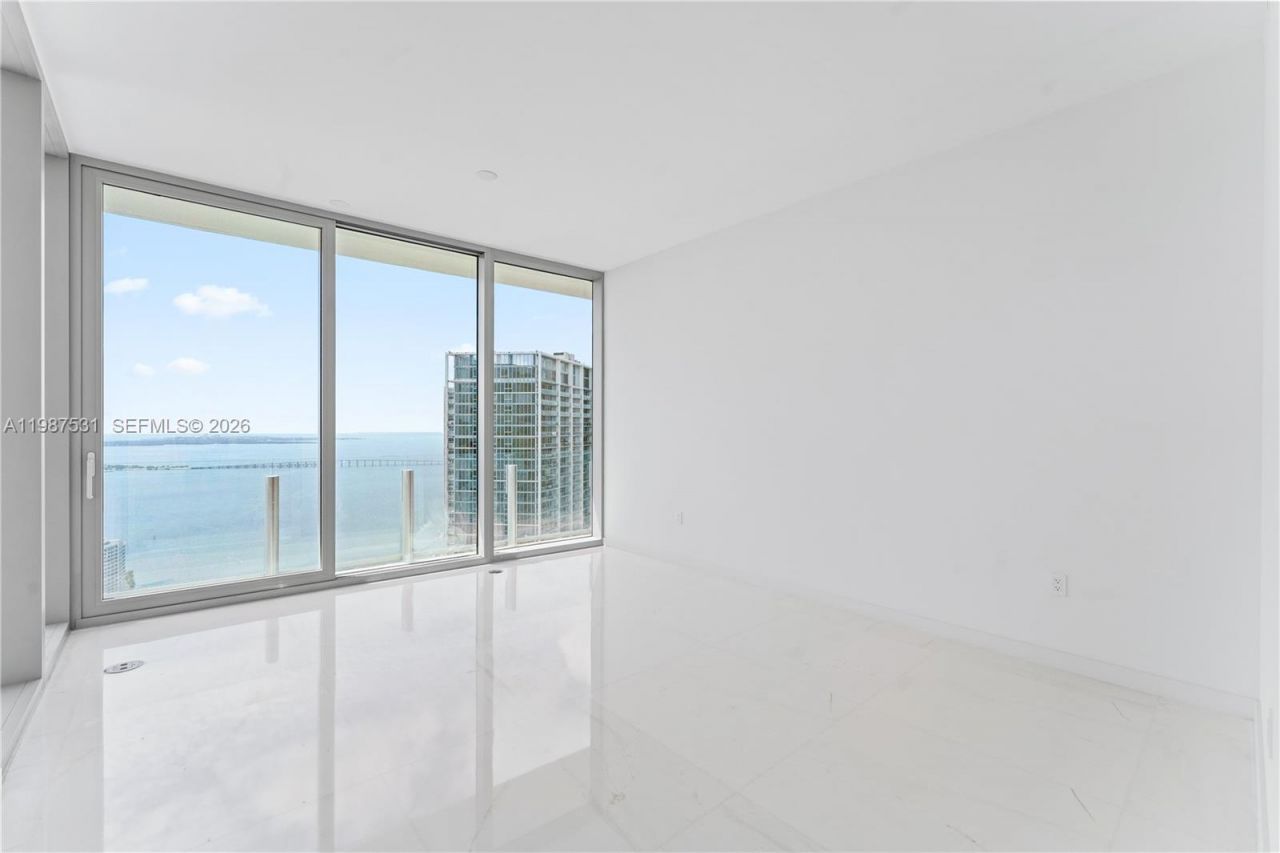 300 Biscayne Blvd Way , Unit 5003, Miami, FL 33131 Photo