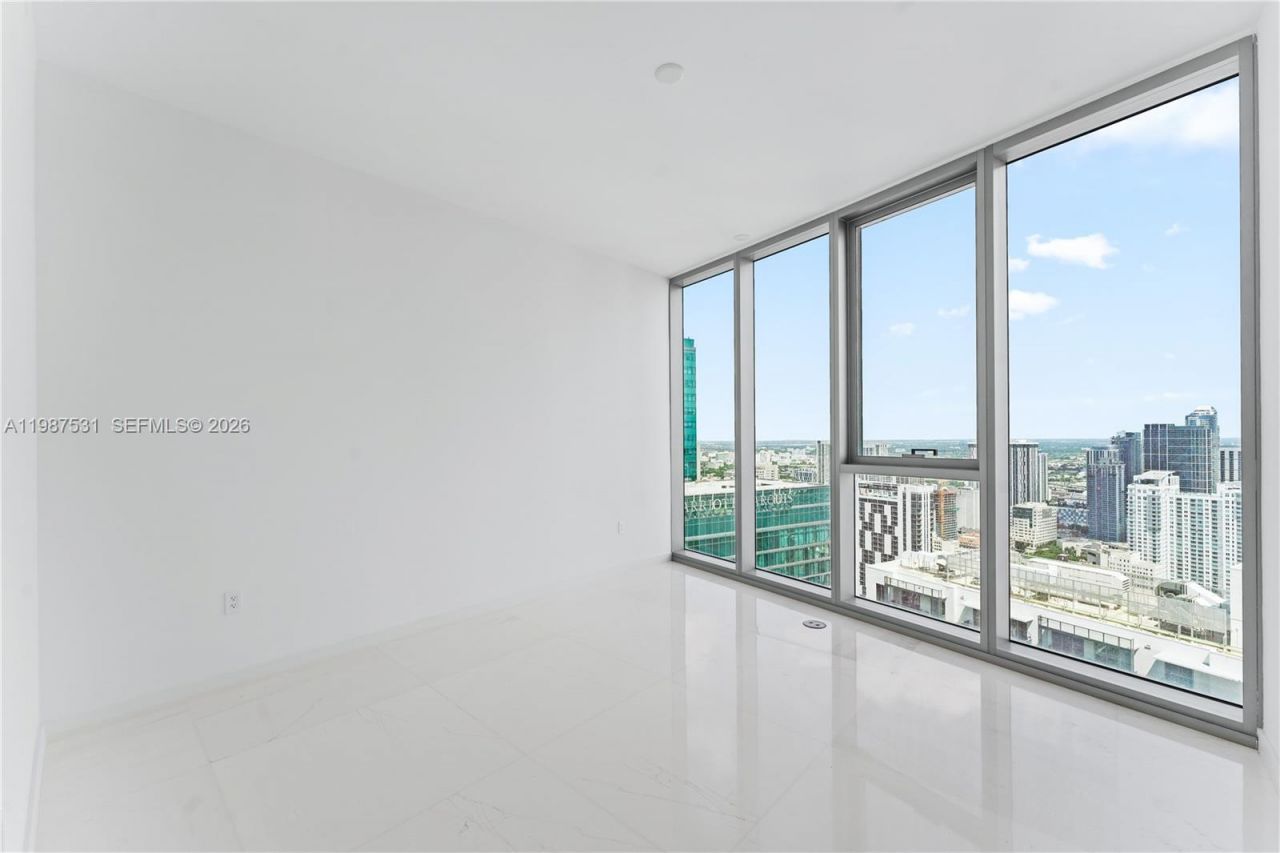300 Biscayne Blvd Way , Unit 5003, Miami, FL 33131 Photo