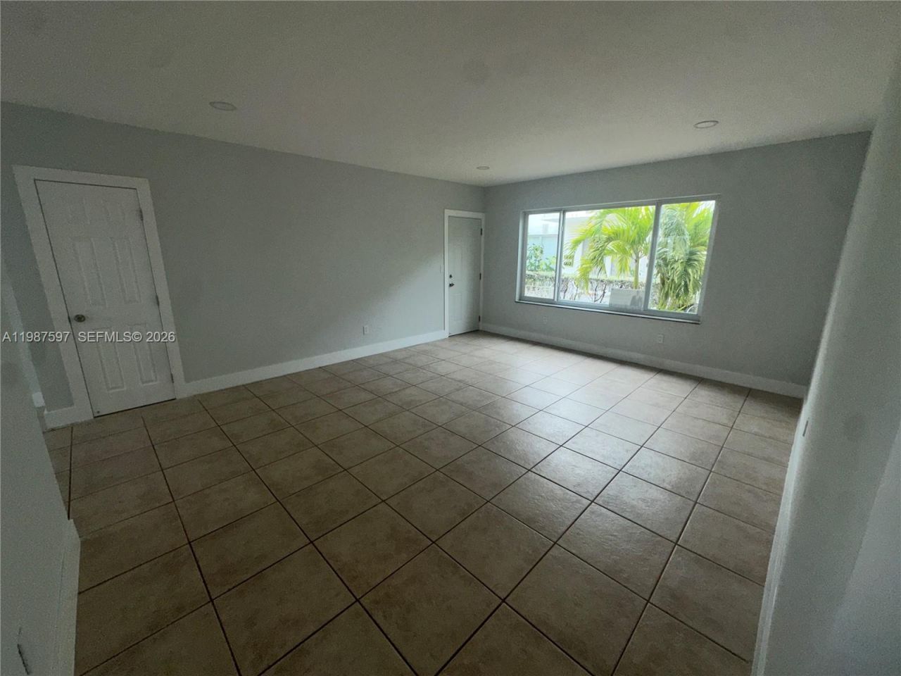 8125 Hawthorne Ave, Unit 1, Miami Beach, FL 33141 Photo