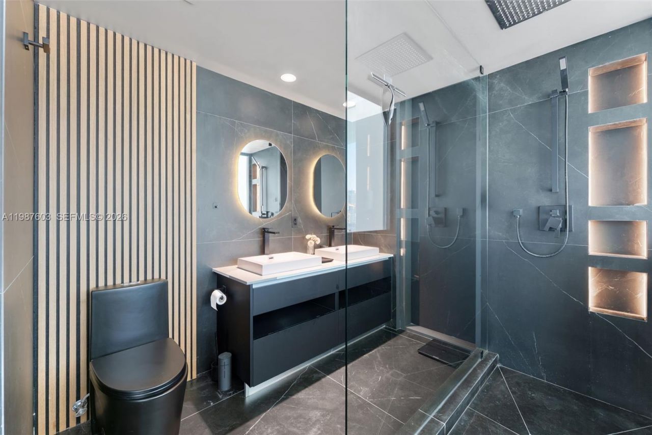 460 NE 28th St , Unit 1601, Miami, FL 33137 Photo