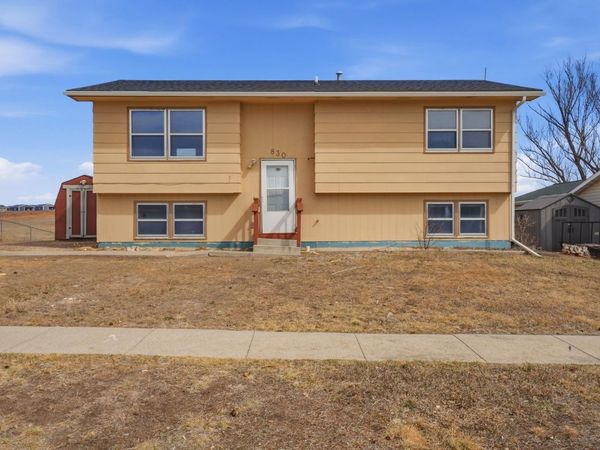 830 Ennen Drive, Rapid City, SD 57703