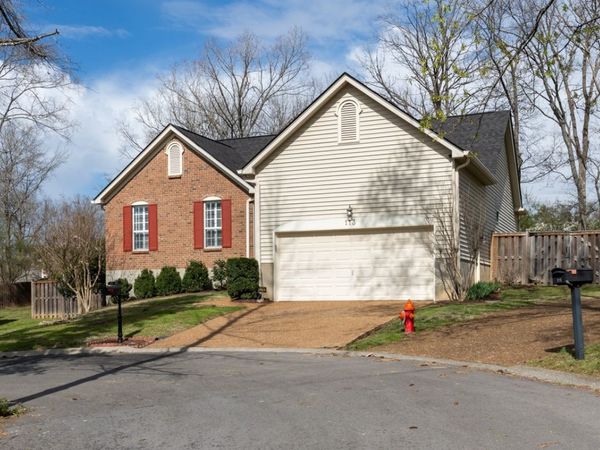 113 Southampton Ct , Goodlettsville, TN 37072