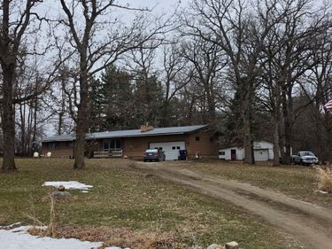 47155 Monkey Valley Hollow, Kenyon, MN 55946