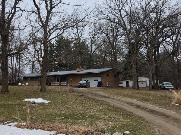 47155 Monkey Valley Hollow, Kenyon, MN 55946