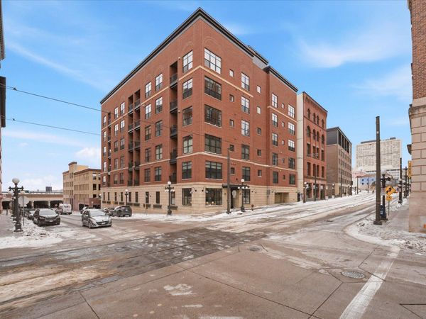 270 4th Street E, Unit 101, Saint Paul, MN 55101