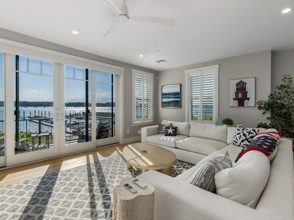 36 Little Bay Drive, Dover, NH 03820