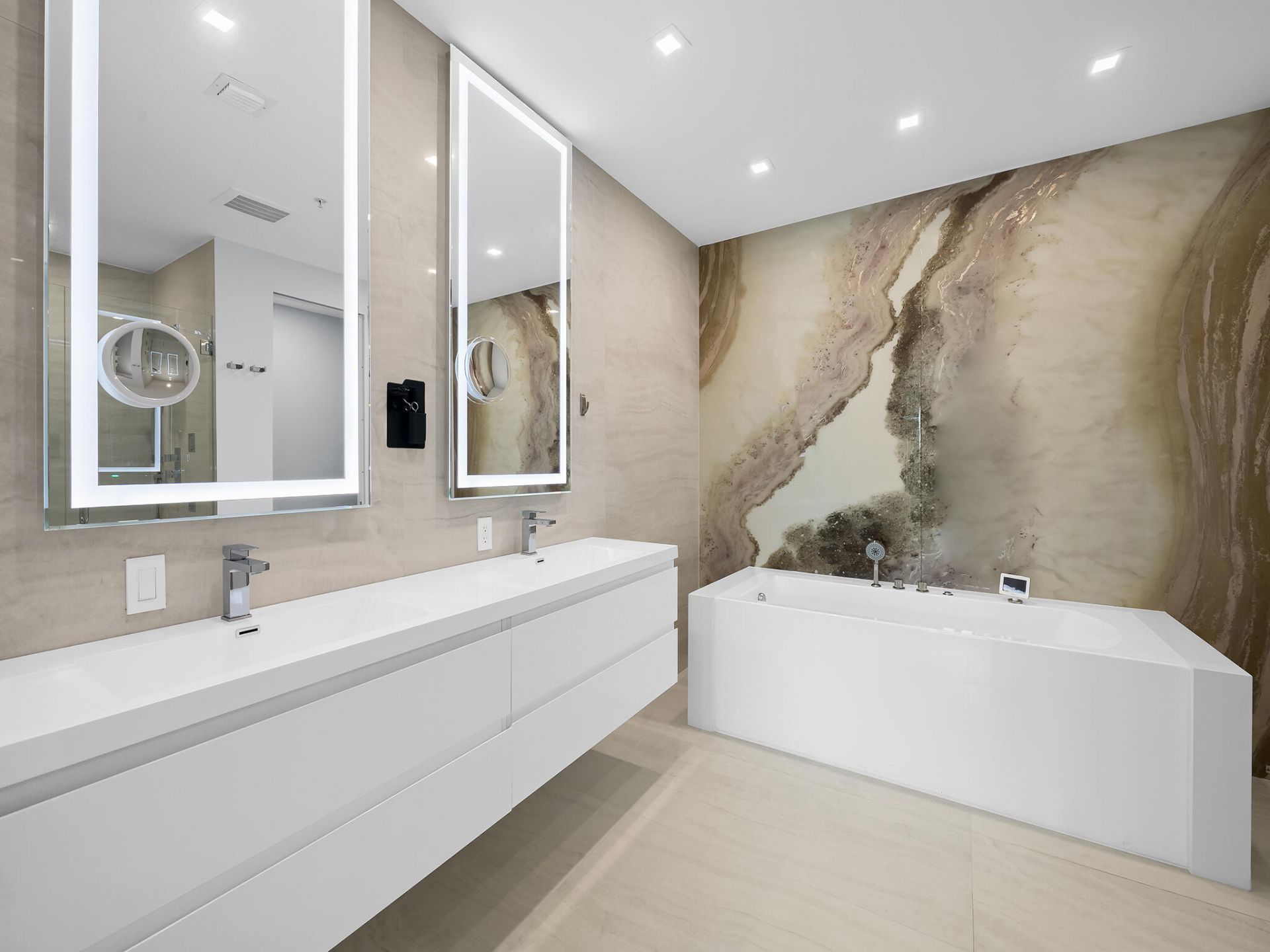 516 Hendricks Isle, Unit 4b, Fort Lauderdale, FL 33301 Photo