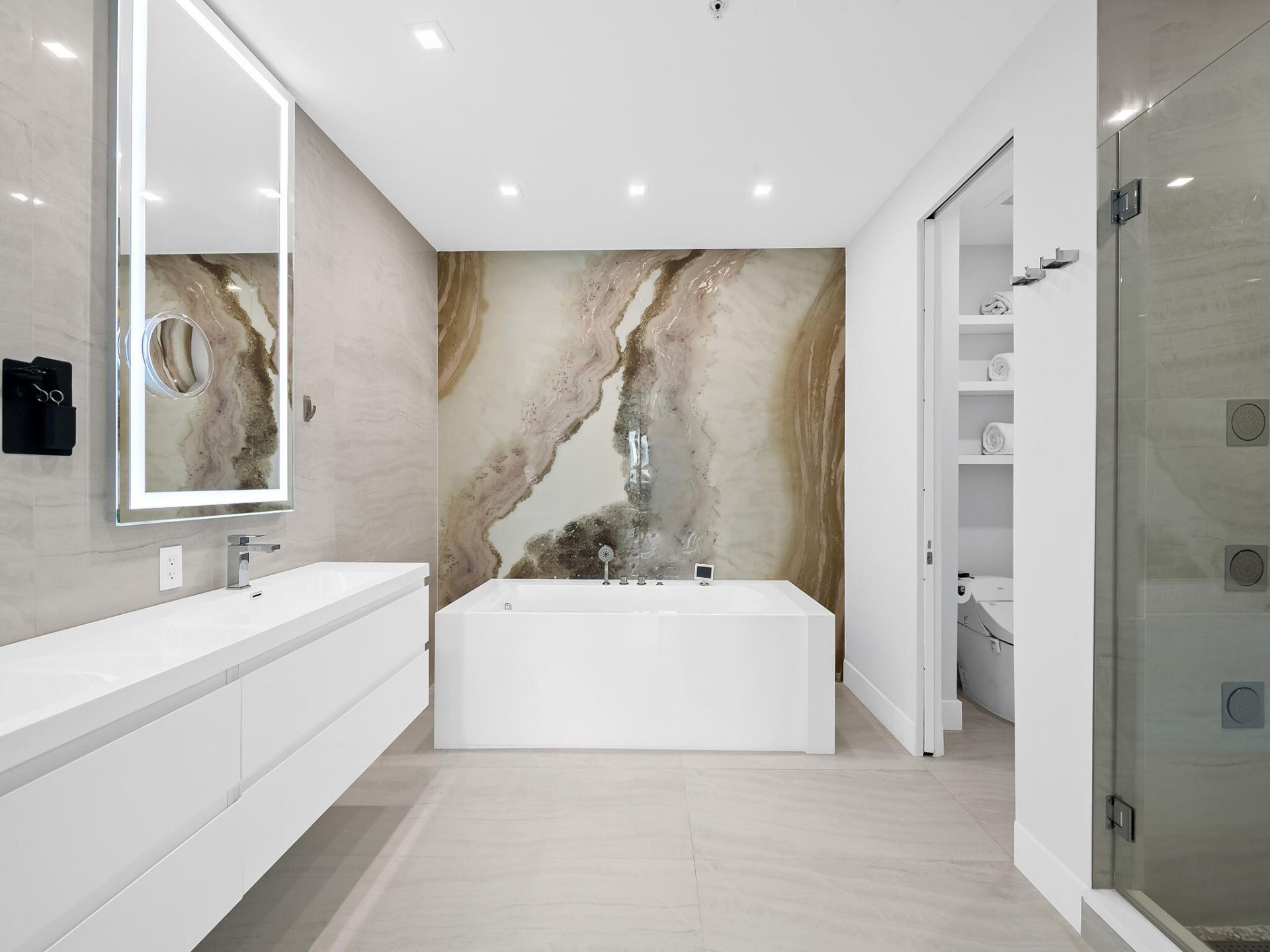 516 Hendricks Isle, Unit 4b, Fort Lauderdale, FL 33301 Photo