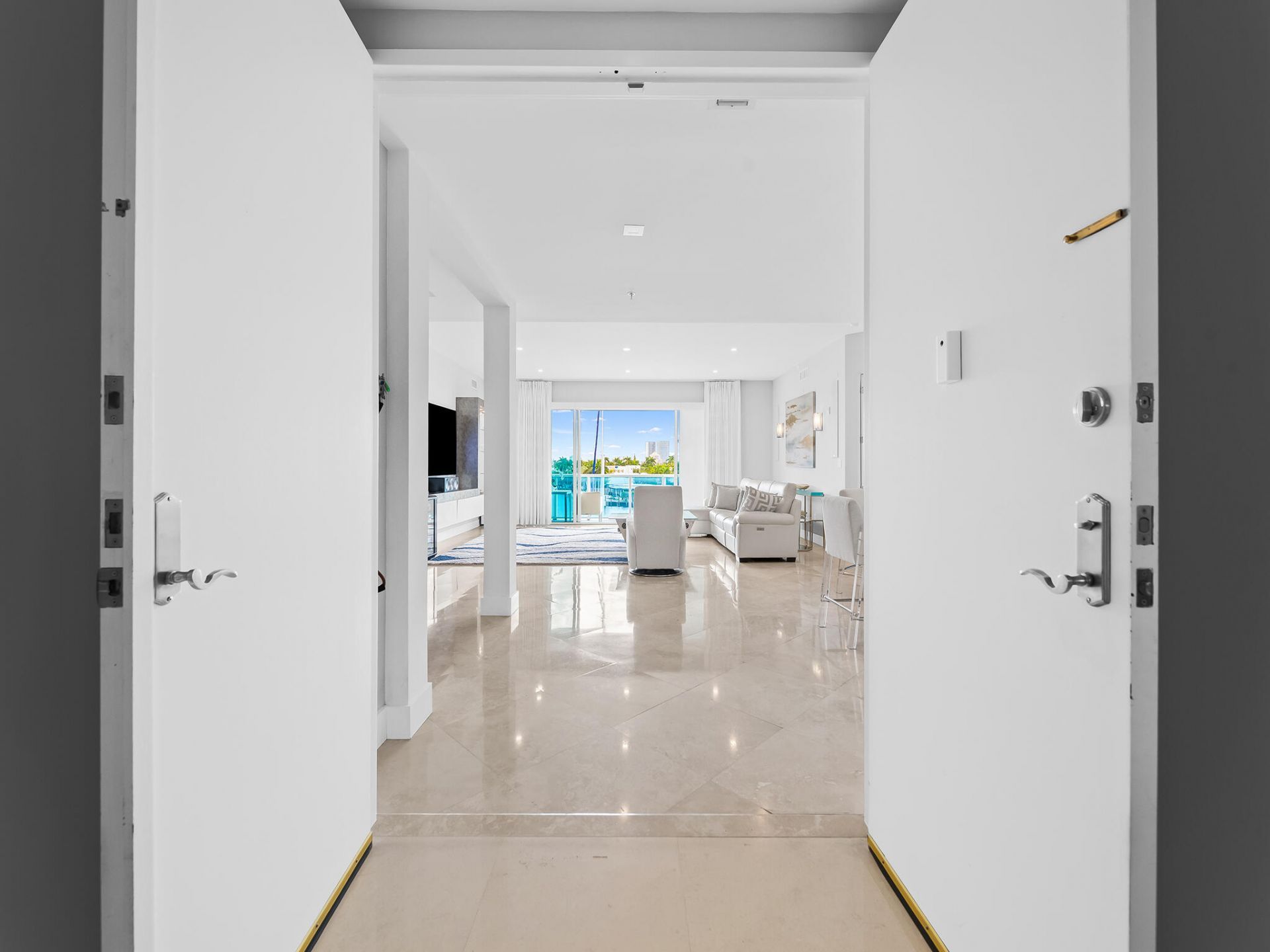 516 Hendricks Isle, Unit 4b, Fort Lauderdale, FL 33301 Photo