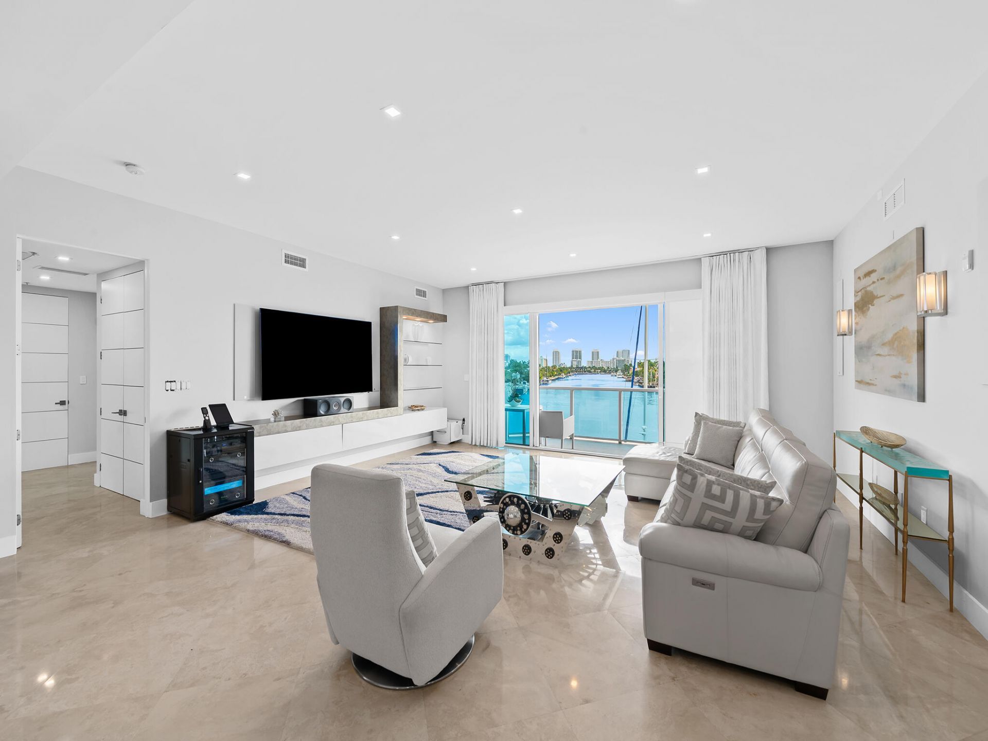 516 Hendricks Isle, Unit 4b, Fort Lauderdale, FL 33301 Photo