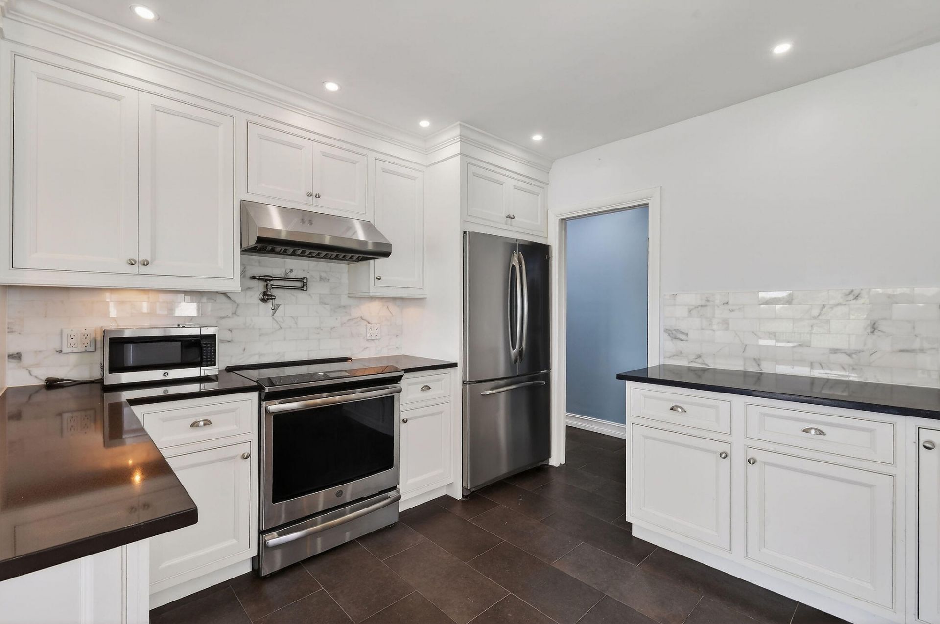 1102 N Golfview Road, Lake Worth Beach, FL 33460 Photo