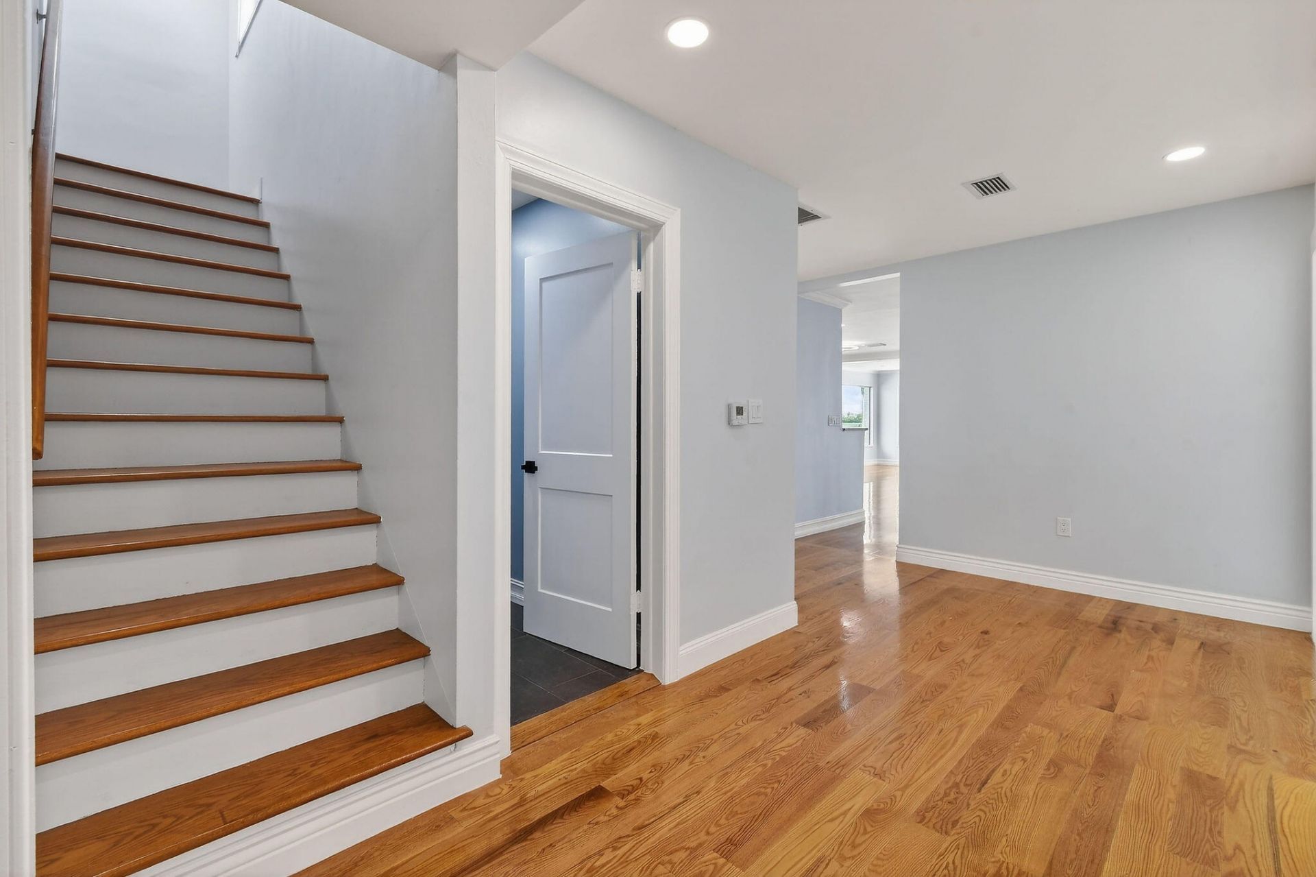 1102 N Golfview Road, Lake Worth Beach, FL 33460 Photo