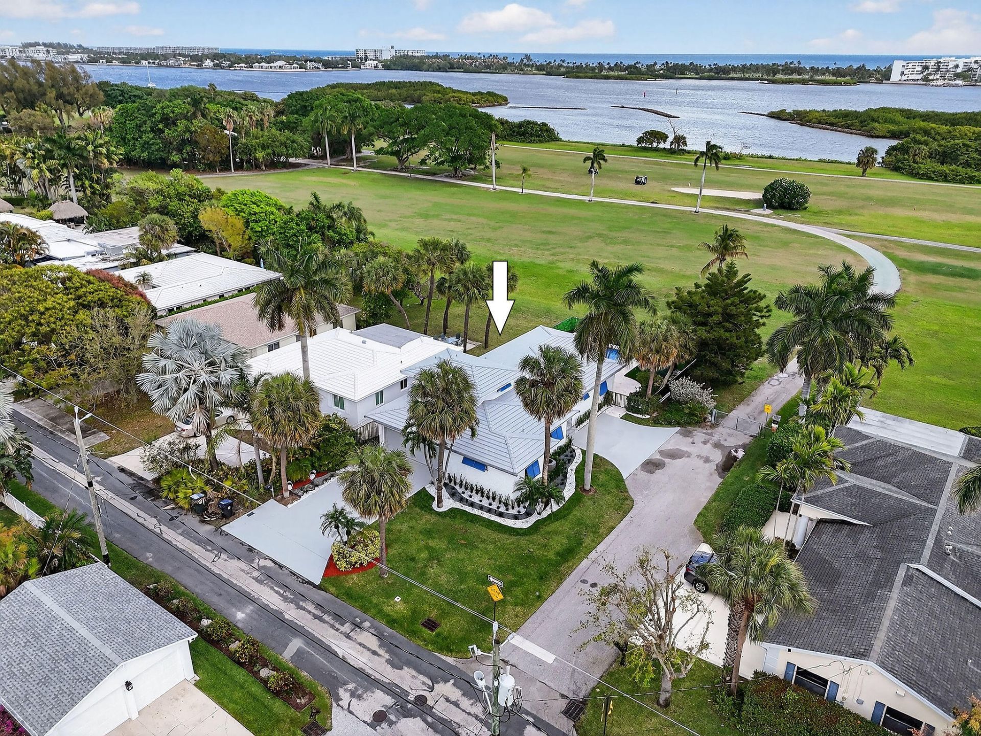 1102 N Golfview Road, Lake Worth Beach, FL 33460 Photo