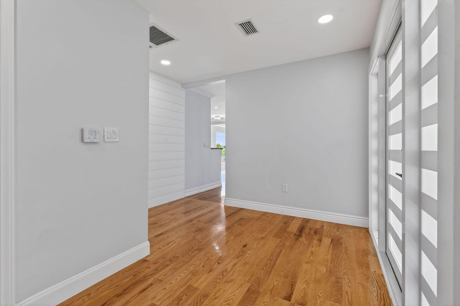 1102 N Golfview Road, Lake Worth Beach, FL 33460 Photo