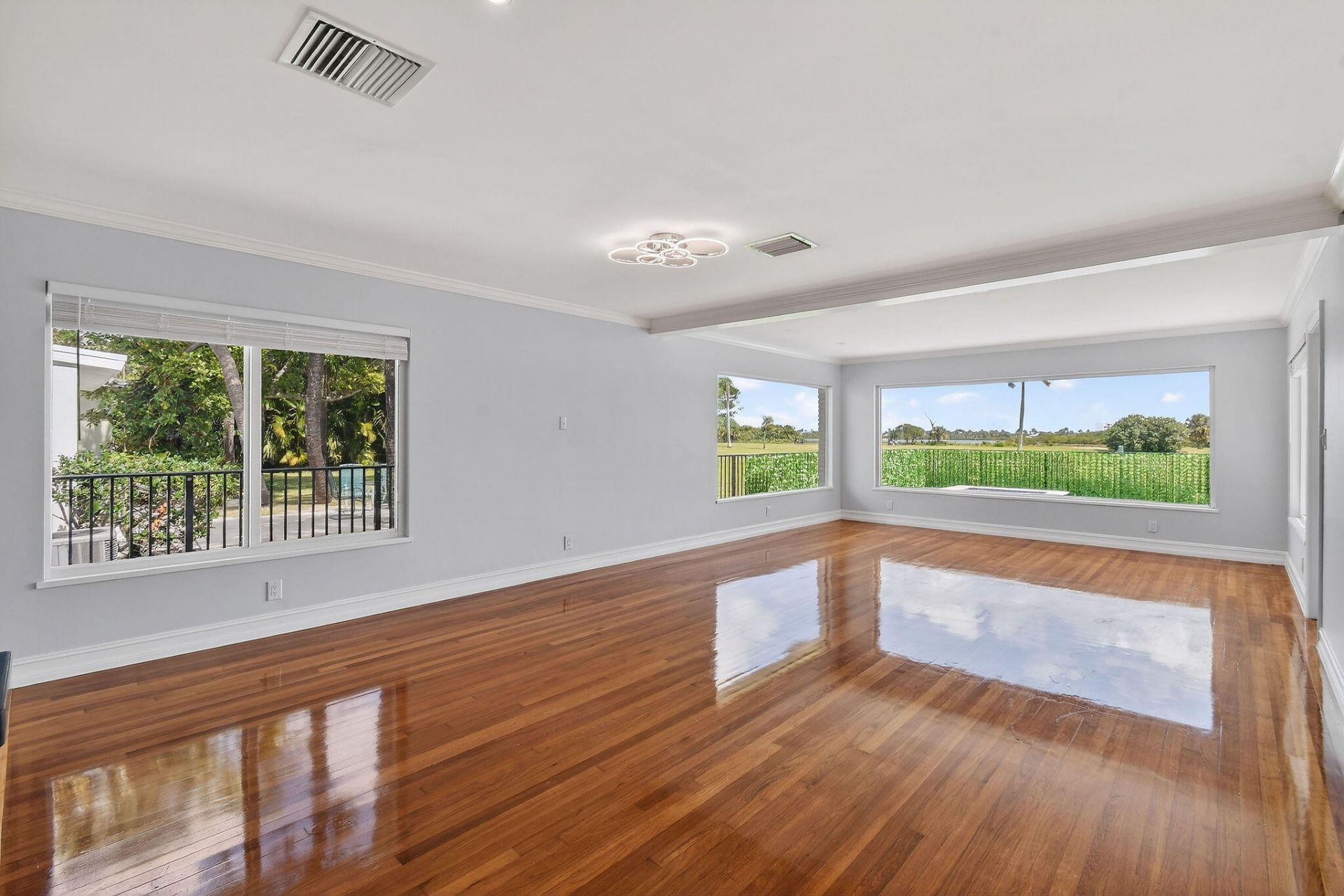 1102 N Golfview Road, Lake Worth Beach, FL 33460 Photo