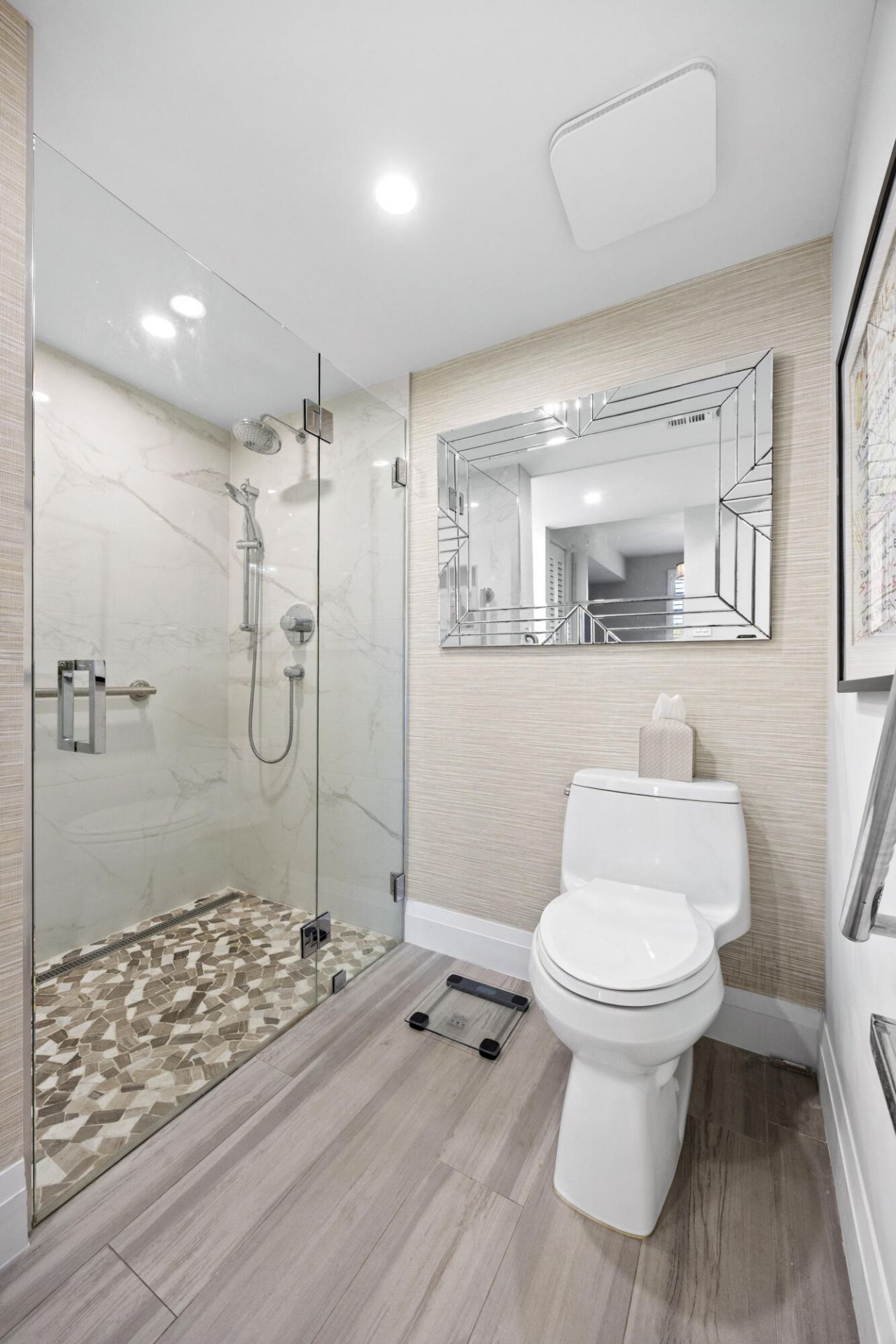 6061 Balboa Circle, Unit 403, Boca Raton, FL 33433 Photo