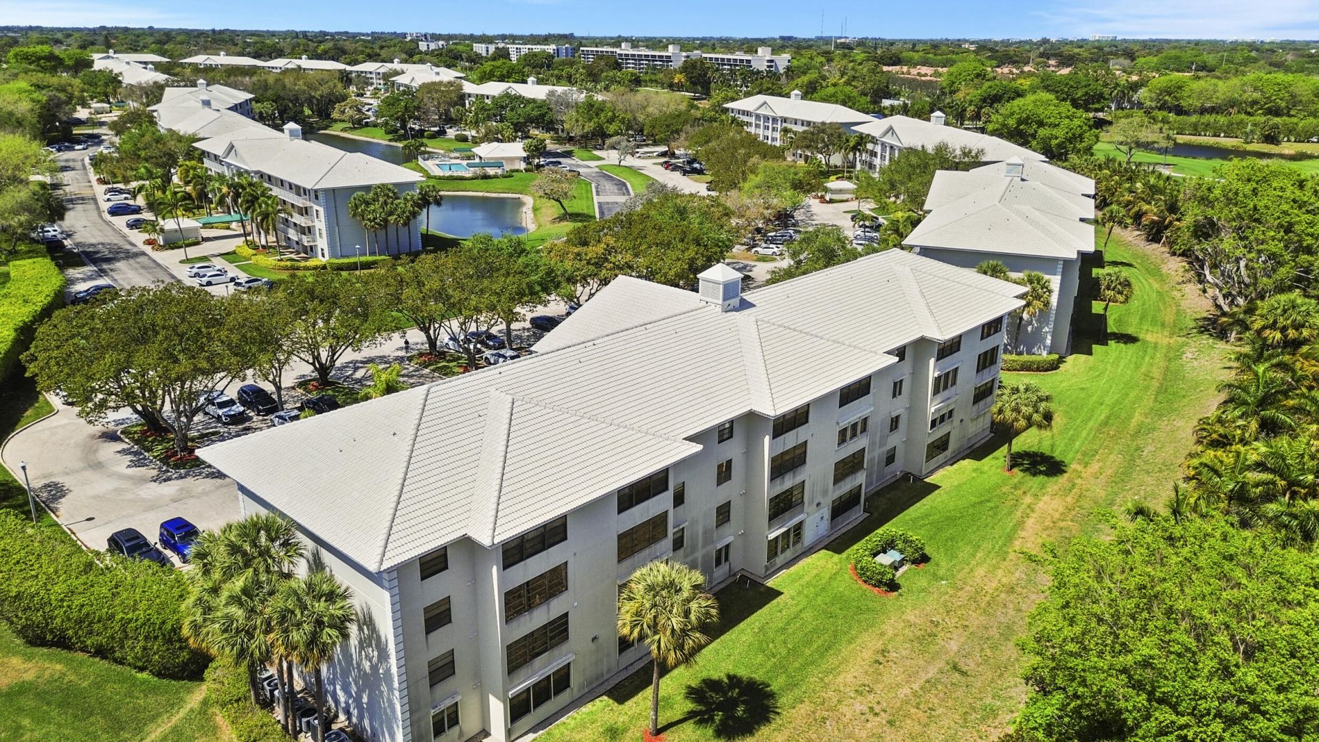 6061 Balboa Circle, Unit 403, Boca Raton, FL 33433 Photo