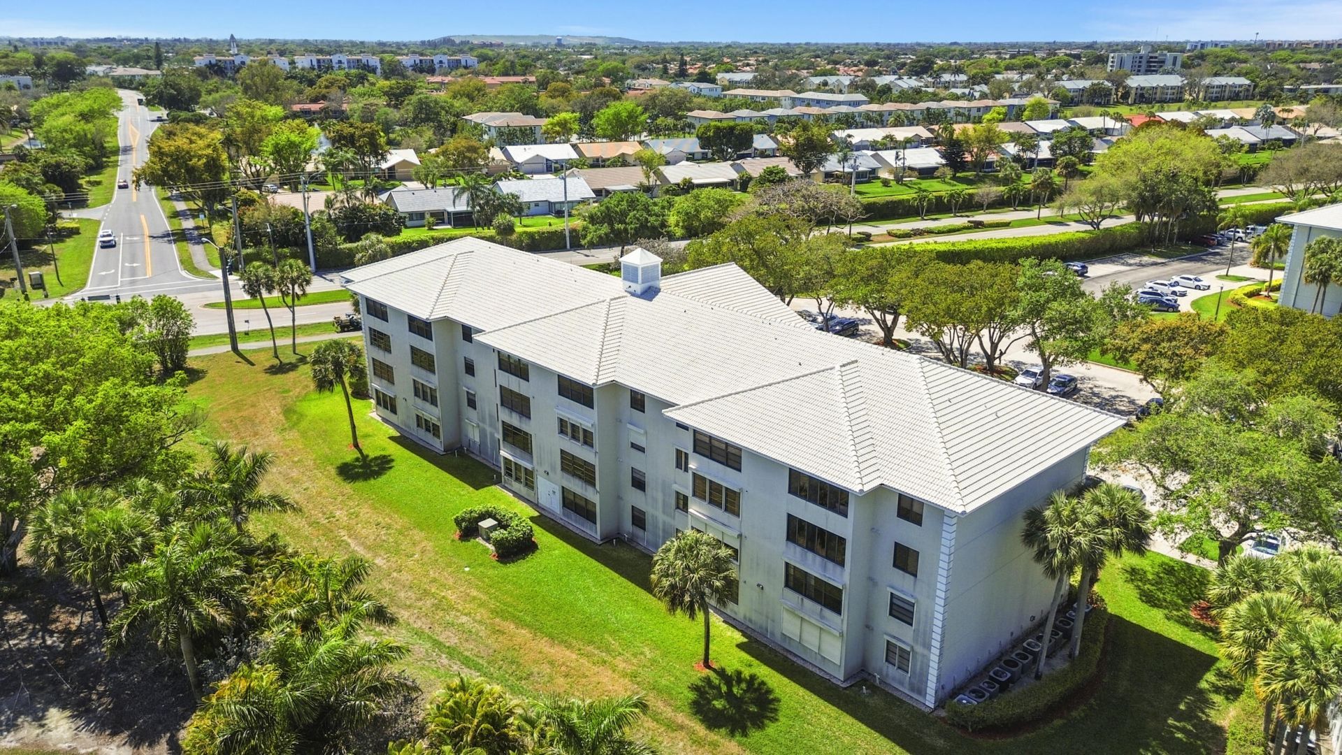 6061 Balboa Circle, Unit 403, Boca Raton, FL 33433 Photo