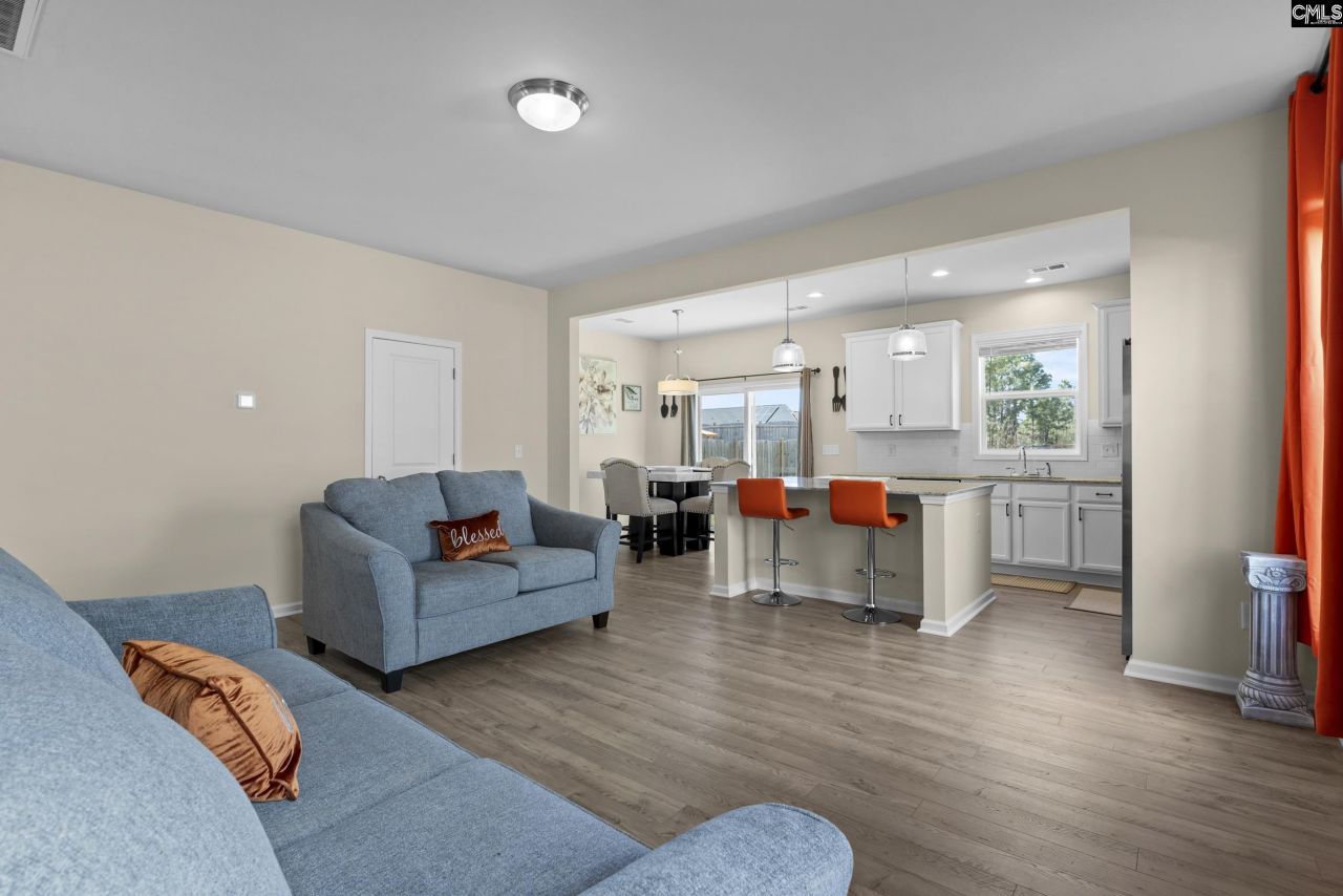 917 N Sage Drop Road Photo 8