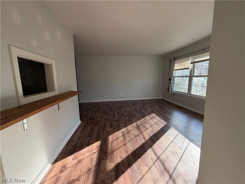 6910 Carriage Hill Drive, Unit 202, Brecksville, OH 44141 Photo 6