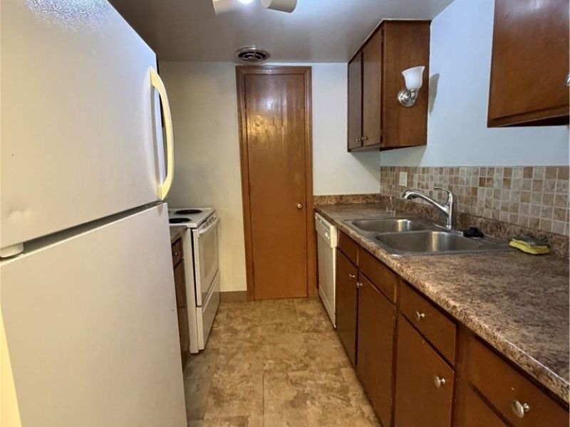 6910 Carriage Hill Drive, Unit 202, Brecksville, OH 44141 Photo 8