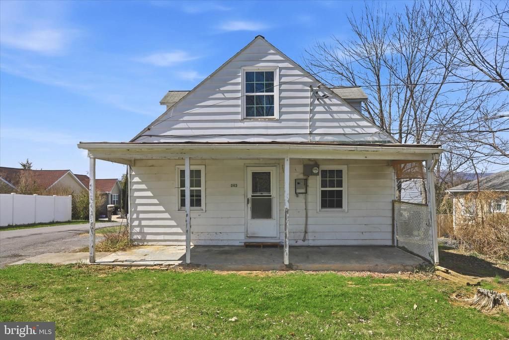 343 Banks Fort Road, Strasburg, VA 22657 Main Photo