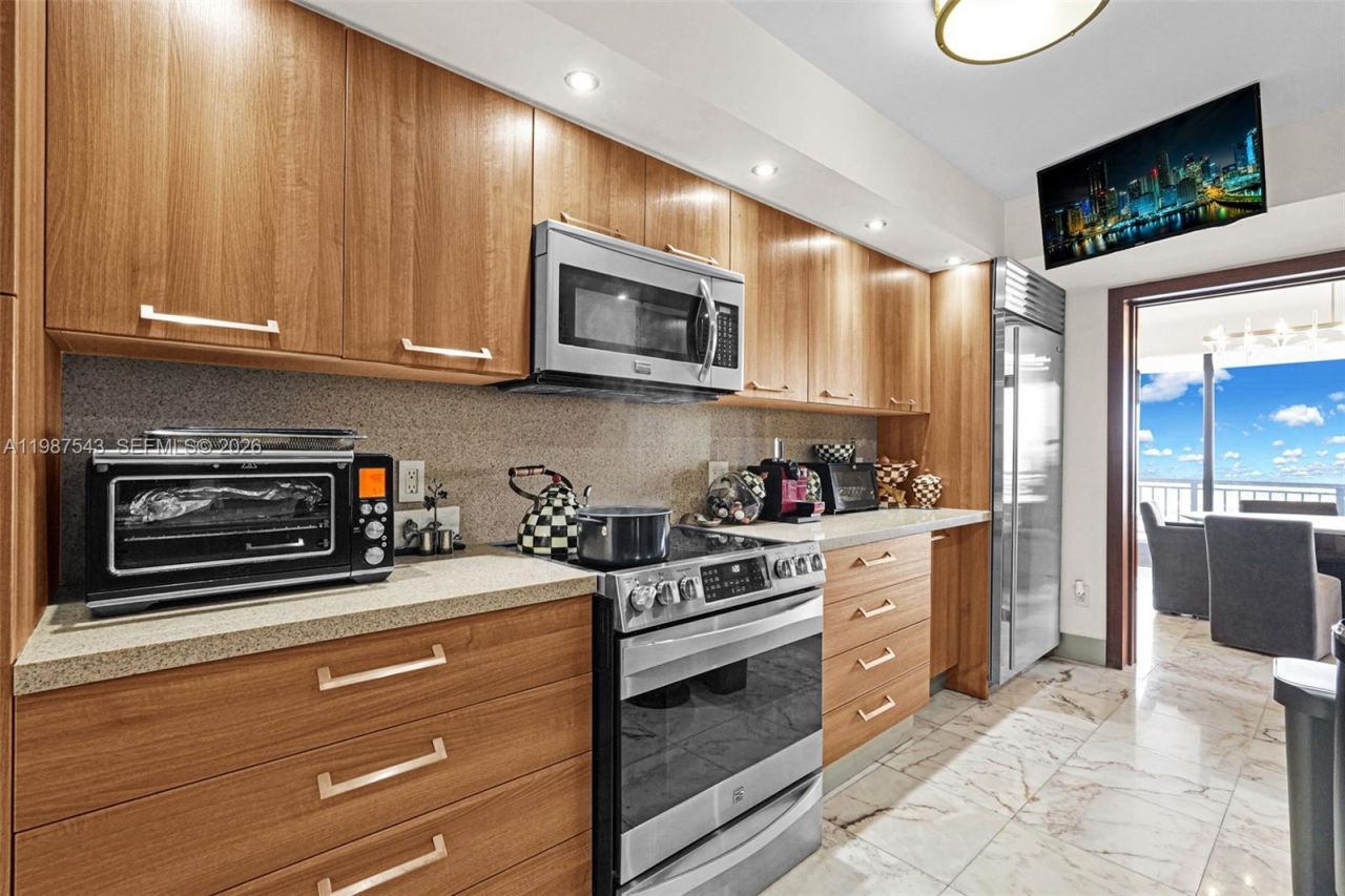 10175 Collins Ave , Unit 1207, Bal Harbour, FL 33154 Photo