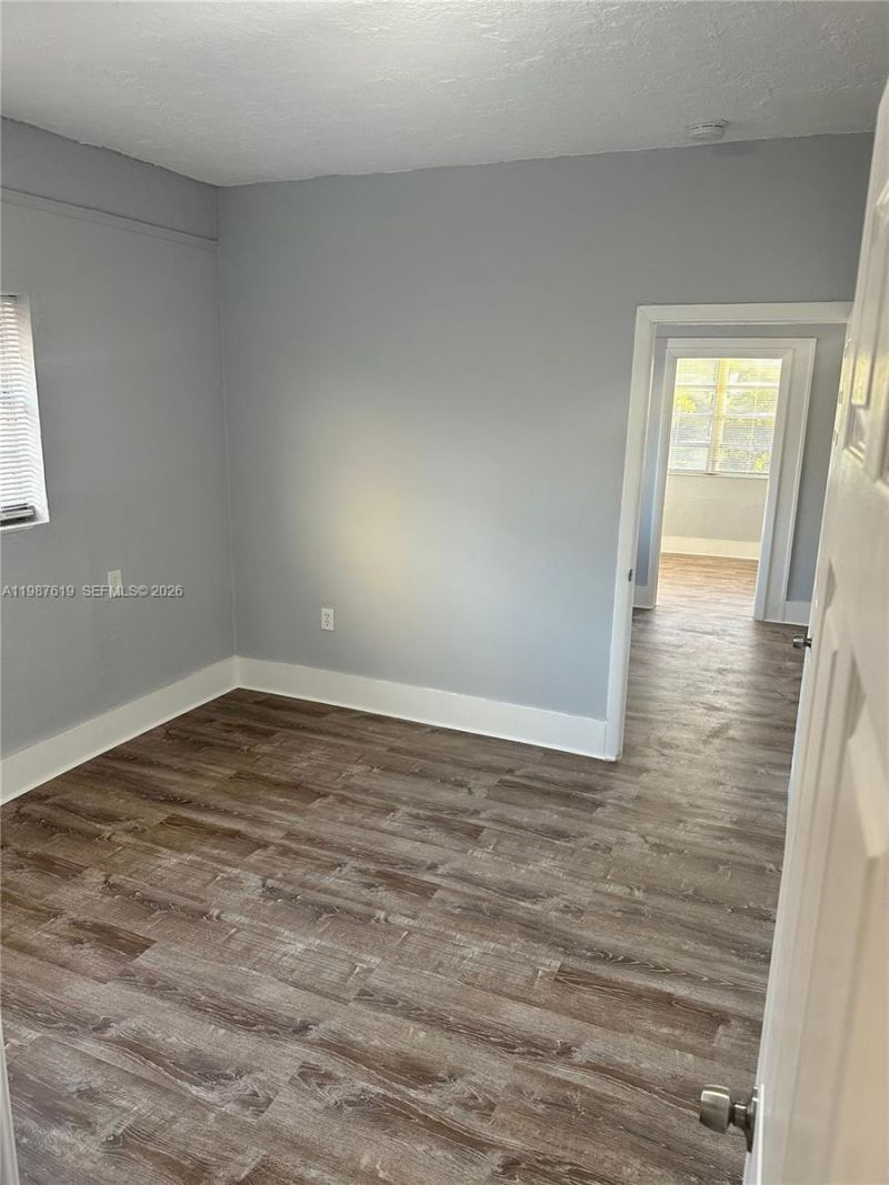 1053 SW 2nd St , Unit 2, Miami, FL 33130 Photo