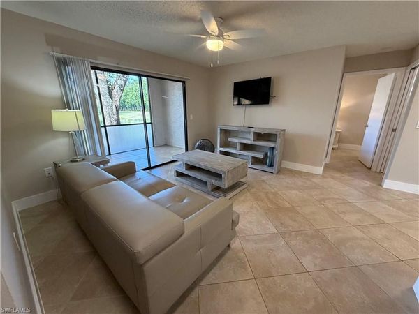 2094 Arbour Walk CIR, Unit 3014, NAPLES, FL 34109