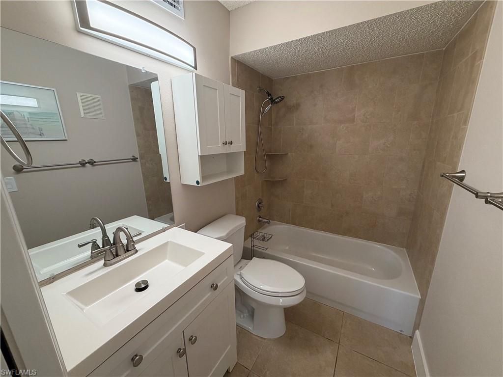 2094 Arbour Walk Cir, Unit 3014, Naples, FL 34109 Photo