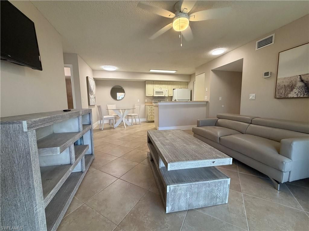 2094 Arbour Walk Cir, Unit 3014, Naples, FL 34109 Photo