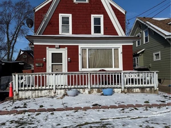 4006 Deveaux Street, Niagara Falls, NY 14305