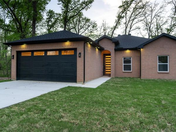 219 W Beachwood Loop, Trinidad, TX 75163