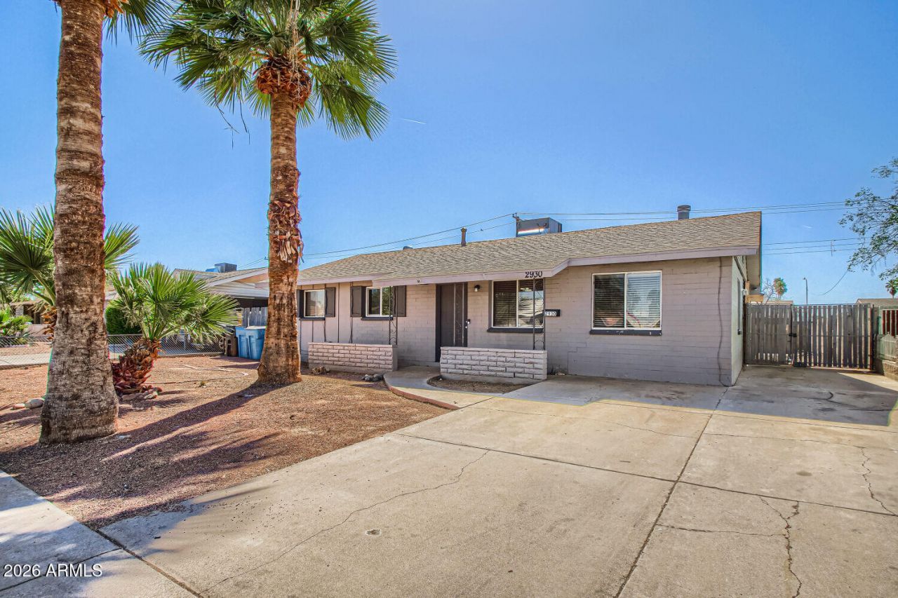2930 N 80th Lane, Phoenix, AZ 85033 Main Photo