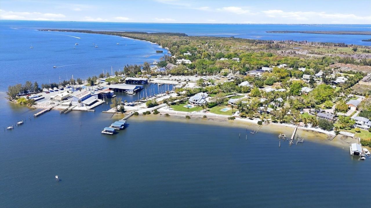 1312 51st Avenue Drive W, Palmetto, FL 34221 Photo