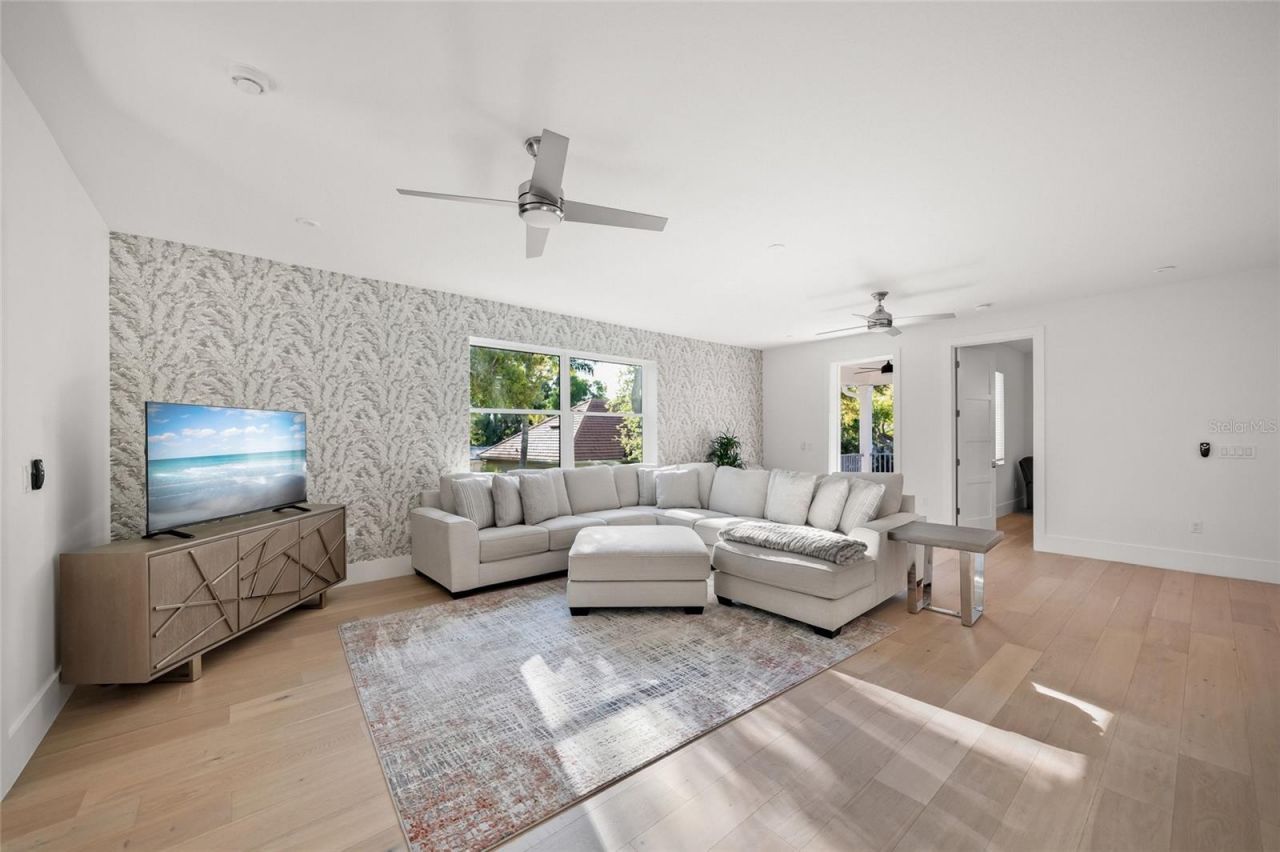 3319 S Osprey Avenue , Sarasota, FL 34239 Photo