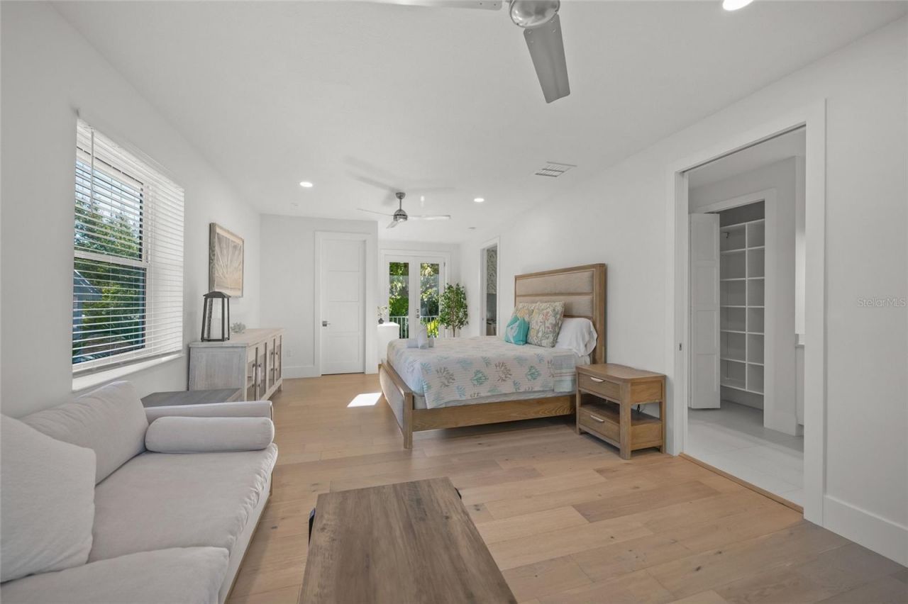 3319 S Osprey Avenue , Sarasota, FL 34239 Photo