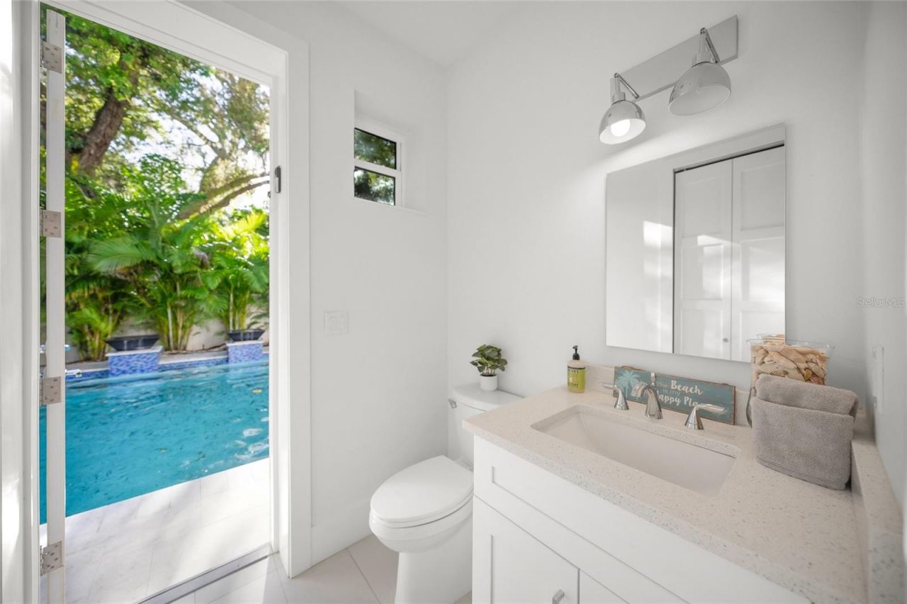 3319 S Osprey Avenue , Sarasota, FL 34239 Photo